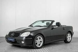 Noir Utilisé 2001 Mercedes SLK200 Cabriolet | 7 900 € - Image 1/4