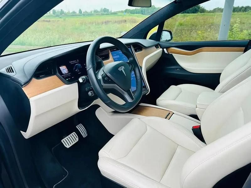 Utilisé 2020 Tesla Model X Performance SUV | 50 500 € - Image 1/4
