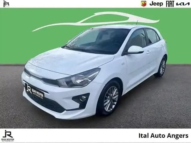Blanc Occasion 2022 Kia Rio Active Berline | 15 490 € (Prix juste) - Image 1/4
