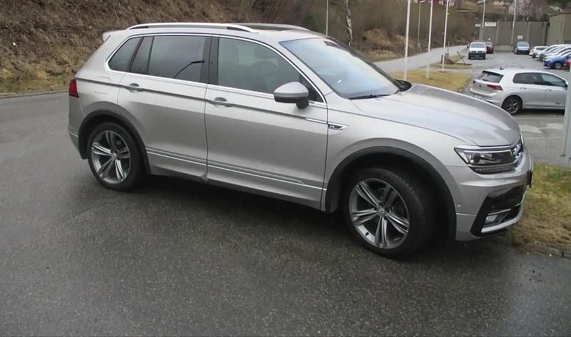 Utilisé 2017 VW Tiguan Sound SUV | 18 990 € (Prix assez cher) - Image 1/4