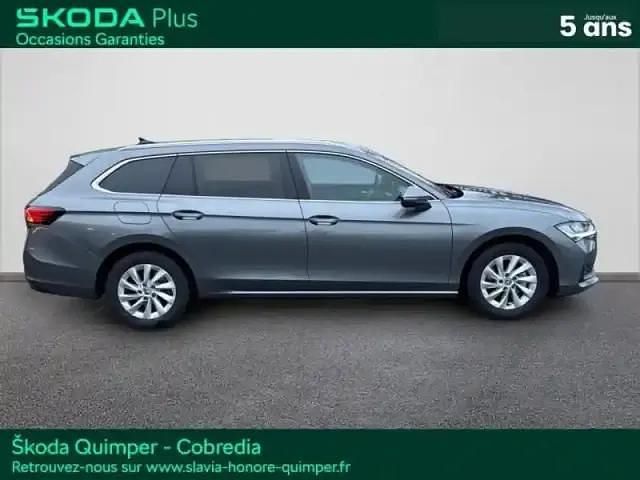 Occasion Skoda Superb Selection 150 ch (110 kW) 2024 Gris graphite métallisée Break