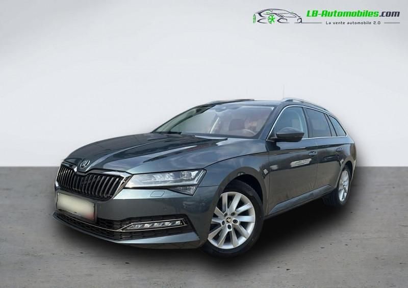 Utilisé 2019 Skoda Superb Break | 29 900 € (Prix juste) - Image 1/4