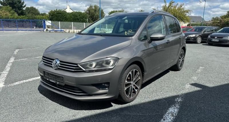 Utilisé 2016 VW Golf Sportsvan Allstar Monospace | 15 990 € - Image 1/1