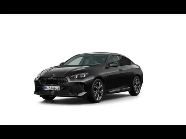 Saphirschwarz métallisé Nouvelle 2025 BMW 220 M Sport Berline | 48 900 € - Image 1/4