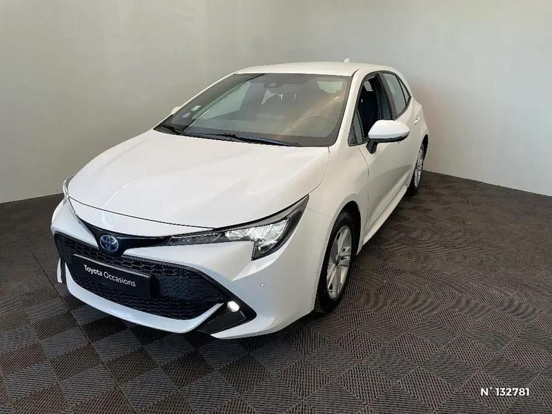 Blanc Occasion 2023 Toyota Corolla Business Edition Citadine | 21 990 € (Bon prix) - Image 1/4