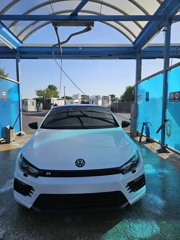 Utilisé 2010 VW Scirocco R Coupé | 17 480 € (Prix cher) - Image 1/4