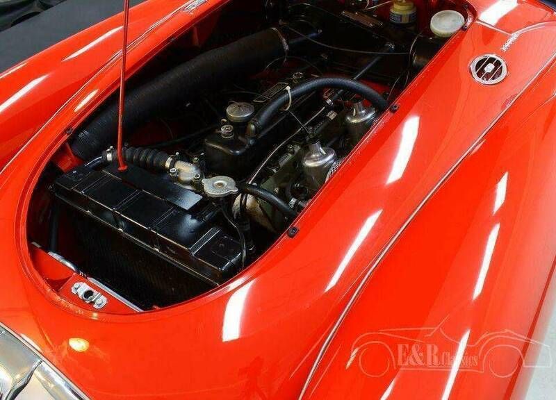 Image 3/4