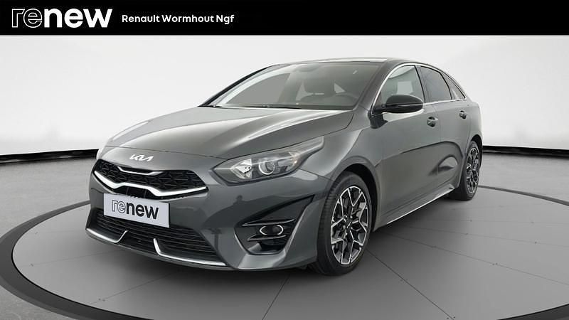 Gris Utilisé 2023 Kia ProCeed GT GT-Line Citadine | 26 499 € - Image 1/4