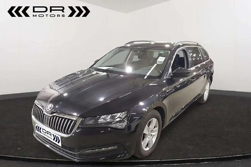 Noir Utilisé 2021 Skoda Superb Ambition Break | 21 495 € (Prix juste) - Image 1/4