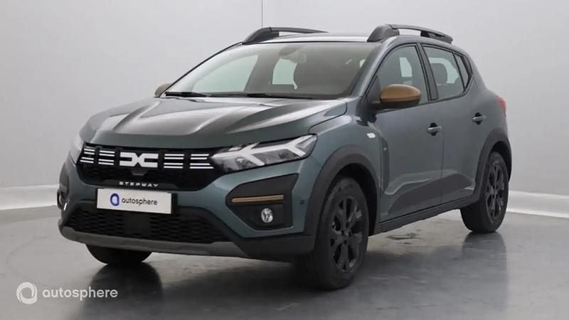 Vert cèdre métallisé Utilisé 2024 Dacia Sandero Extreme Citadine | 16 499 € (Prix juste) - Image 1/4