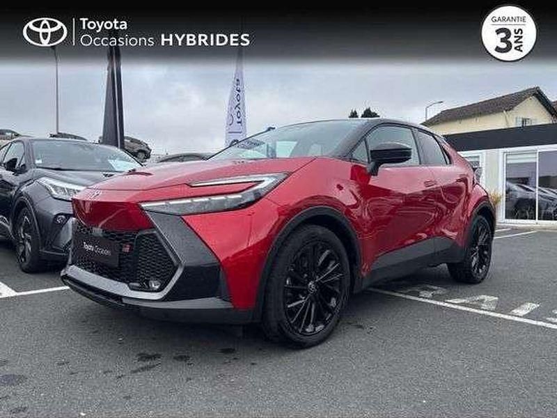 Occasion 2024 Toyota C-HR Sport SUV | 38 490 € - Image 1/1