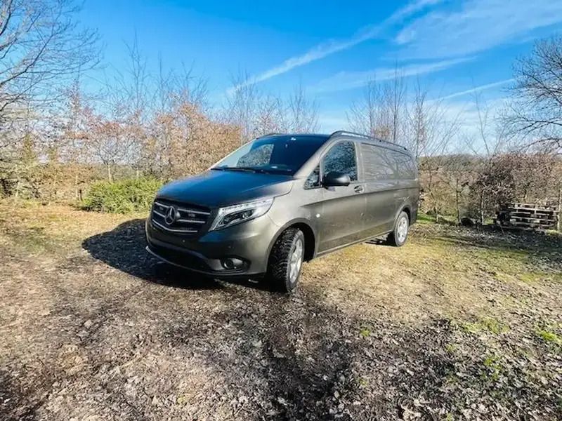 Gris Utilisé 2016 Mercedes Vito Monospace | 34 990 € - Image 1/4