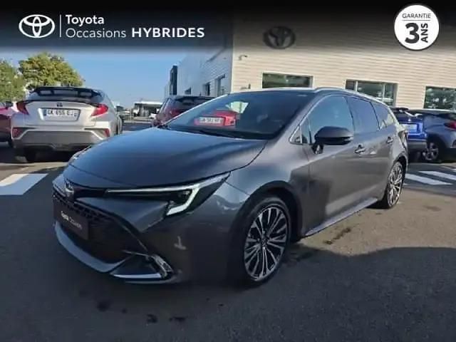 Gris Utilisé 2024 Toyota Corolla Design Break | 28 990 € (Prix juste) - Image 1/4