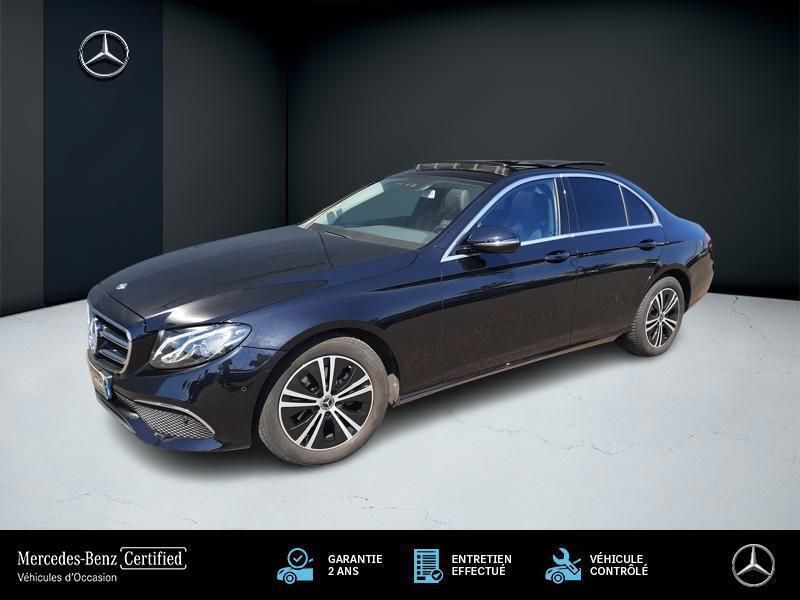 Noir Utilisé 2020 Mercedes CLA220 Berline | 33 900 € - Image 1/3