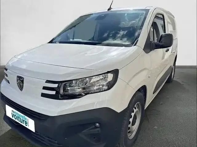 Blanc icy Occasion 2025 Peugeot E-Partner Monospace | 31 381 € - Image 1/4