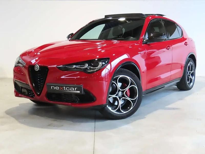 Rouge Utilisé 2024 Alfa Romeo Stelvio Veloce SUV | 44 990 € (Prix cher) - Image 1/4