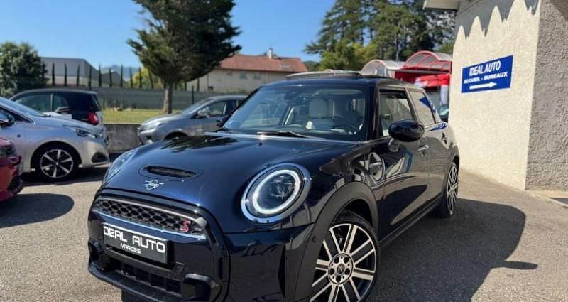 Utilisé 2023 Mini Cooper S Premium Plus Citadine | 30 890 € (Prix juste) - Image 1/4