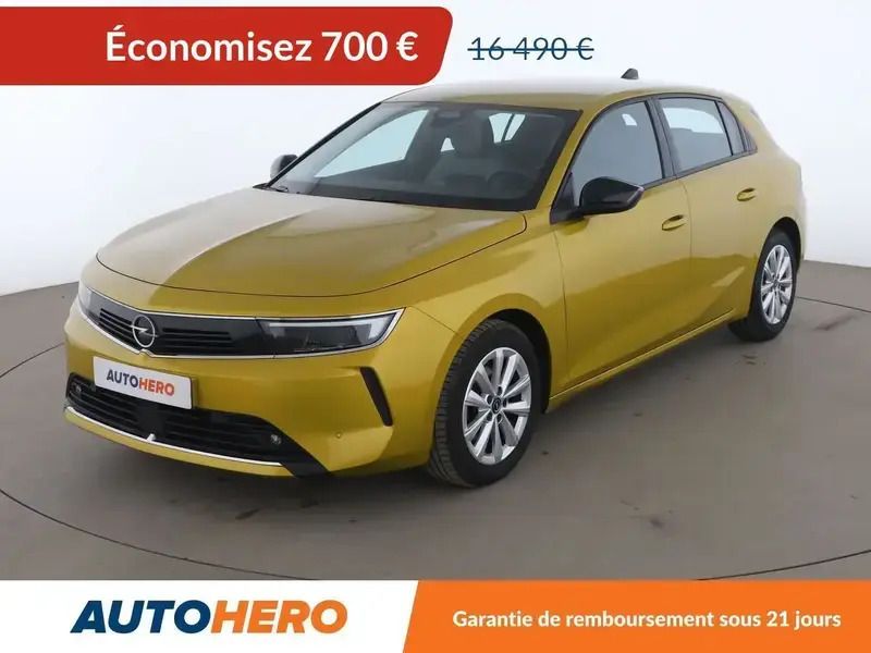 Jaune Utilisé 2022 Opel Astra Edition Berline | 15 790 € (Prix juste) - Image 1/2