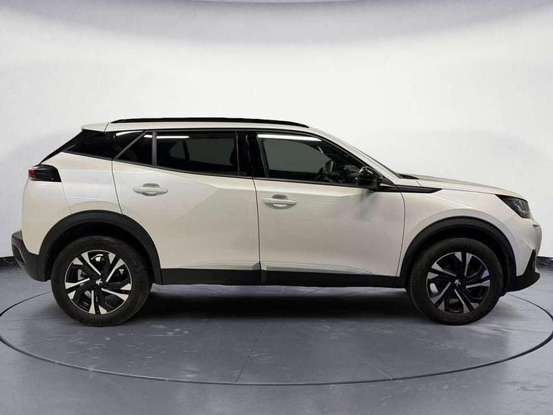 Occasion Peugeot 2008 Allure 102 ch (75 kW) 2023 Blanc SUV