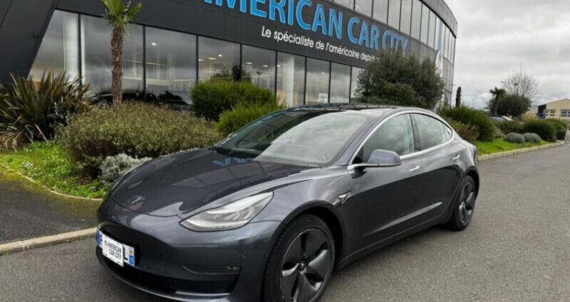 Gris Utilisé 2019 Tesla Model 3 Long Range Berline | 31 490 € (Prix juste) - Image 1/4