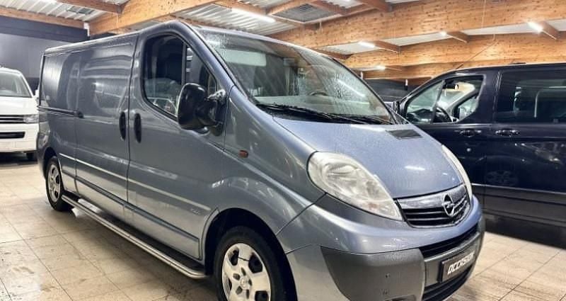Occasion Opel Vivaro 114 ch (83 kW) 2008 Bleu Monospace