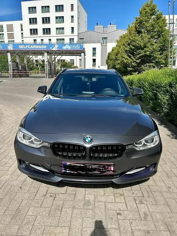 Gris Utilisé 2014 BMW 318 M Sport Break | 7 350 € (Super prix) - Image 1/4