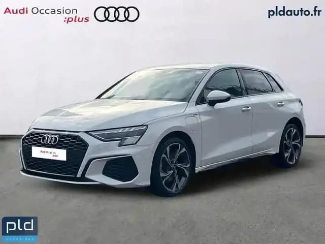 Blanc Occasion 2022 Audi A3 S-Line Berline | 32 990 € - Image 1/4