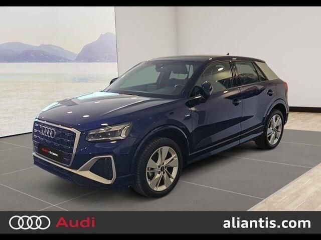 Bleu navarre métallisé Utilisé 2022 Audi Q2 S-Line SUV | 29 980 € (Prix juste) - Image 1/4