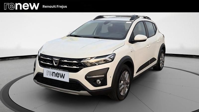 Blanc Utilisé 2022 Dacia Sandero Comfort Citadine | 13 990 € (Prix juste) - Image 1/4