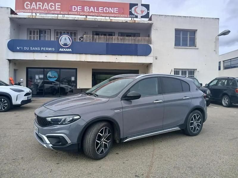 Occasion Fiat Tipo Cross 101 ch (74 kW) 2022 Gris Citadine