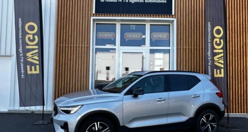 Gris Utilisé 2022 Volvo XC40 Plus SUV | 26 980 € (Super prix) - Image 1/4