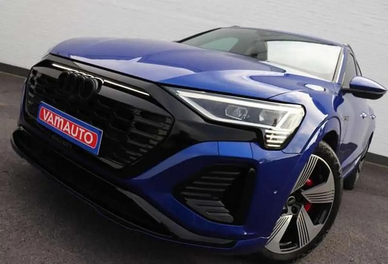 Occasion Audi Q8 e-tron S-Line 300 kW (408 ch) 2024 Bleu SUV
