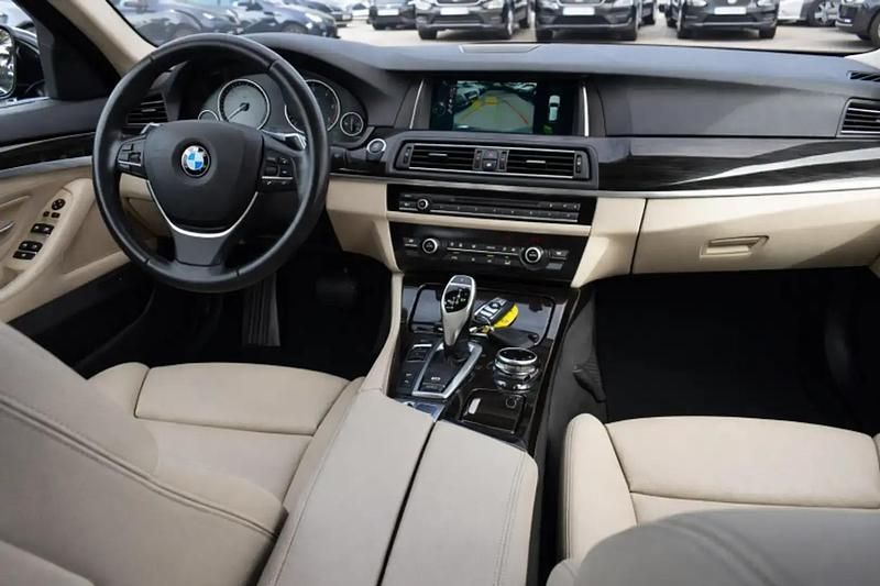 Occasion BMW 525 Luxury Line 222 ch (163 kW) 2013 Bleu Break
