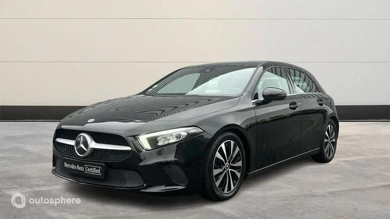 Noir Utilisé 2022 Mercedes A180 Style Berline | 22 799 € (Bon prix) - Image 1/4