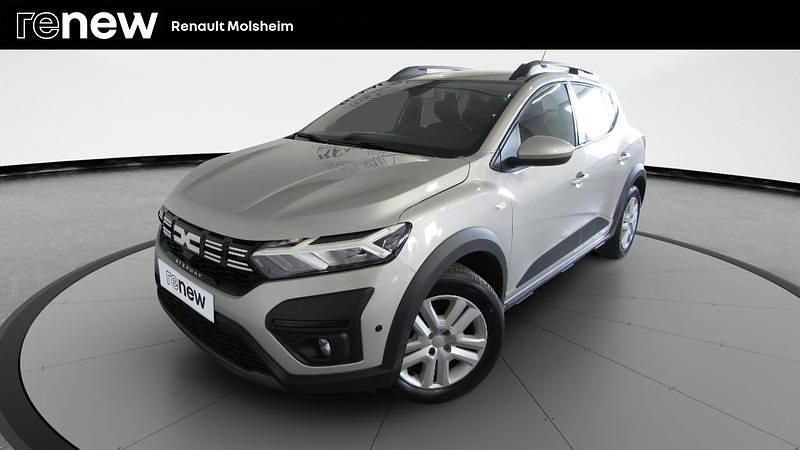 Gris Utilisé 2023 Dacia Sandero Expression Citadine | 15 200 € (Prix juste) - Image 1/4