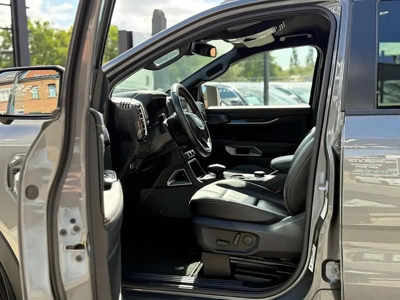 Gris Utilisé 2023 Ford Ranger Wildtrack Pick-up | 44 990 € (Prix assez cher) - Image 1/4