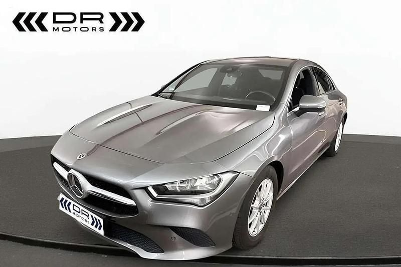 Gris Occasion 2022 Mercedes CLA180 Business Berline | 21 495 € (Bon prix) - Image 1/4