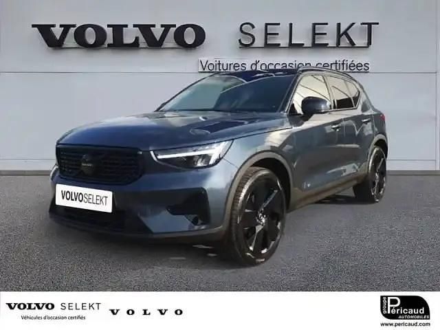 Bleu Nouvelle 2025 Volvo XC40 SUV | 50 850 € - Image 1/4