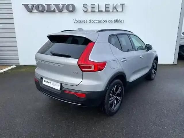Occasion Volvo XC40 Plus 166 ch (122 kW) 2025 Argent SUV