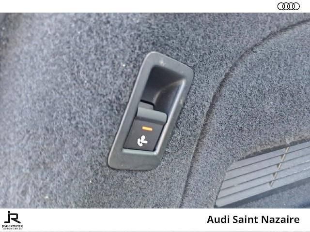 Occasion Audi A5 Sportback S-Line 163 ch (119 kW) 2023 Gris daytona nacré Citadine