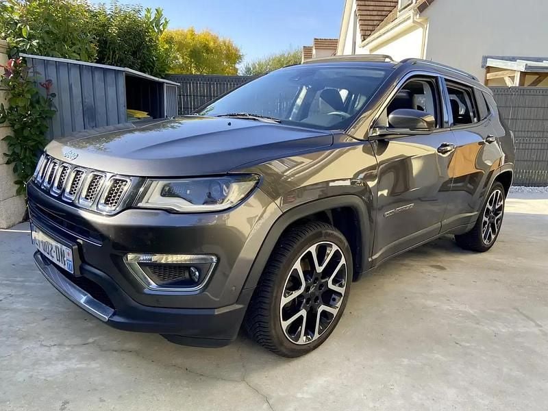 Gris Utilisé 2017 Jeep Compass Limited SUV | 14 990 € (Prix assez cher) - Image 1/4