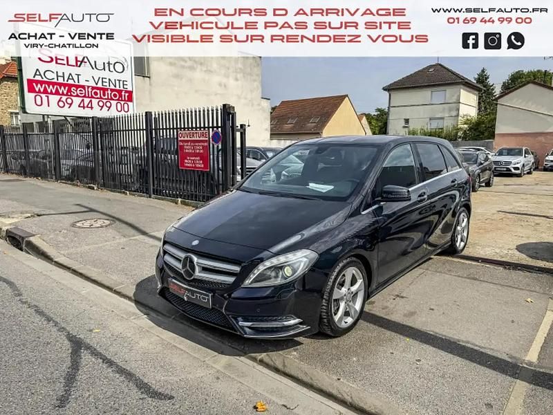 Noir Occasion 2013 Mercedes B200 Monospace | 7 900 € (Prix juste) - Image 1/4