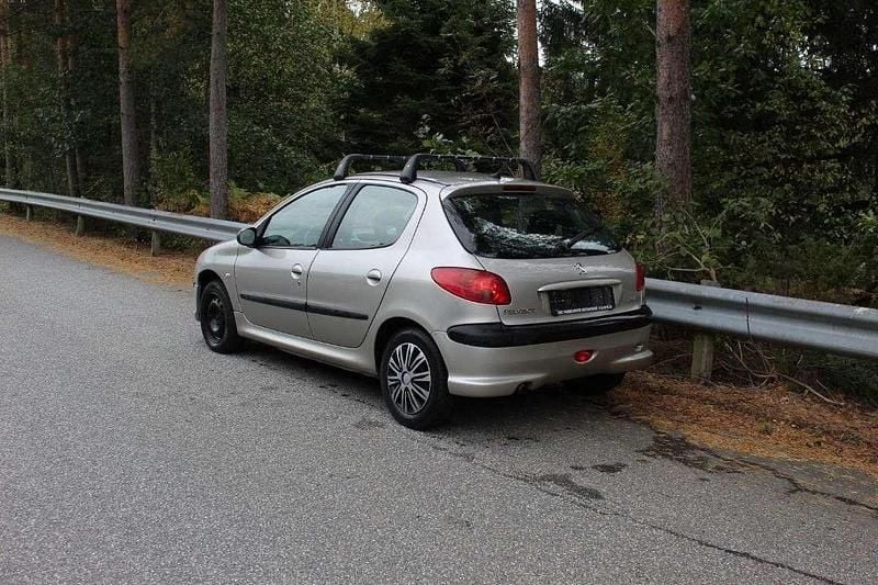 Occasion Peugeot 206 75 ch (55 kW) 2007 Berline