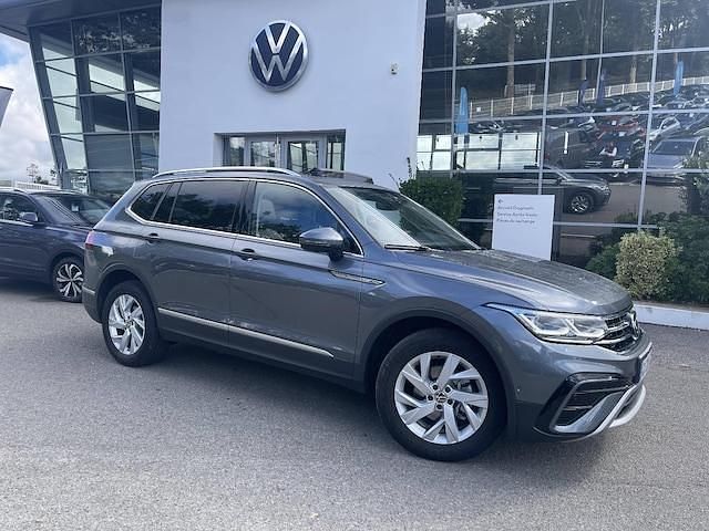 Utilisé 2024 VW Tiguan Allspace Exclusive SUV | 47 990 € (Prix assez cher) - Image 1/4