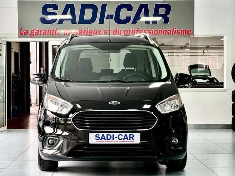 Occasion Ford Tourneo Titanium S 102 ch (75 kW) 2020 Noir Break