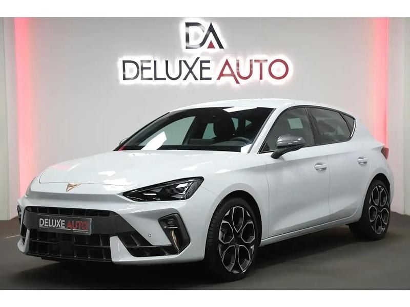 Blanc Utilisé 2024 Cupra Leon Berline | 34 990 € (Prix juste) - Image 1/4