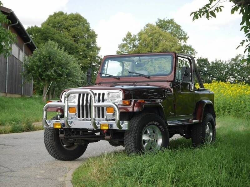 Rouge Occasion 1988 Jeep Wrangler SUV | 28 950 € - Image 1/4
