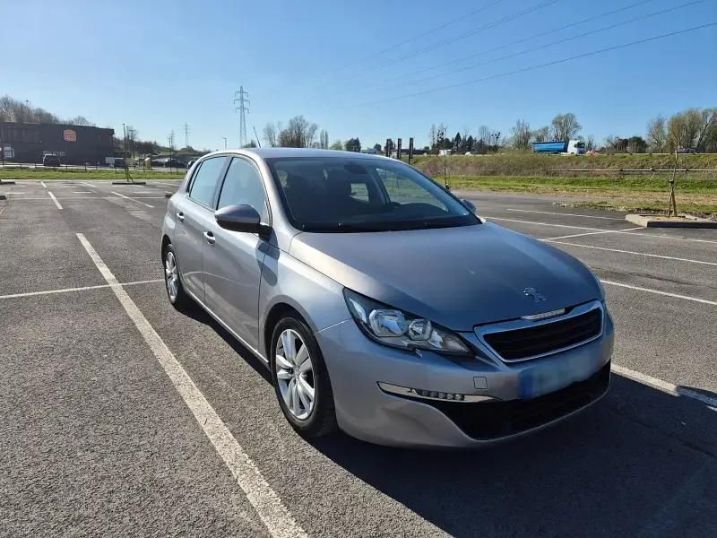 Gris Utilisé 2016 Peugeot 308 S Berline | 7 500 € (Prix cher) - Image 1/4