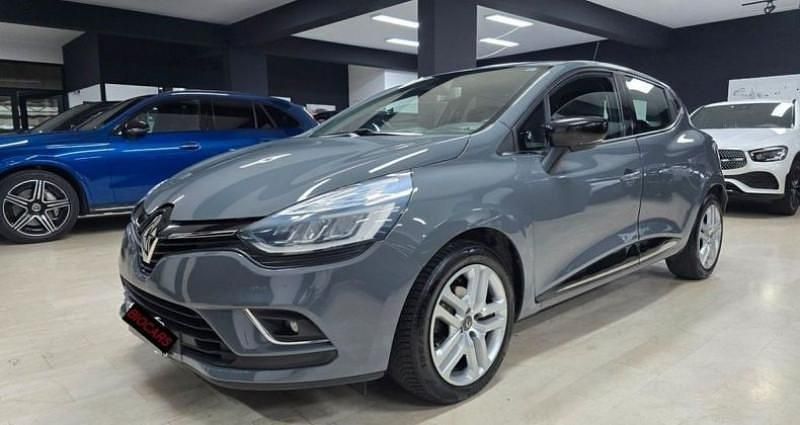 Utilisé 2019 Renault Clio V Zen Citadine | 10 950 € (Super prix) - Image 1/4