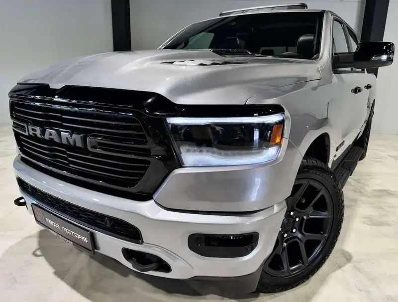Gris Utilisé 2024 Dodge Ram Pick-up | 84 900 € - Image 1/4